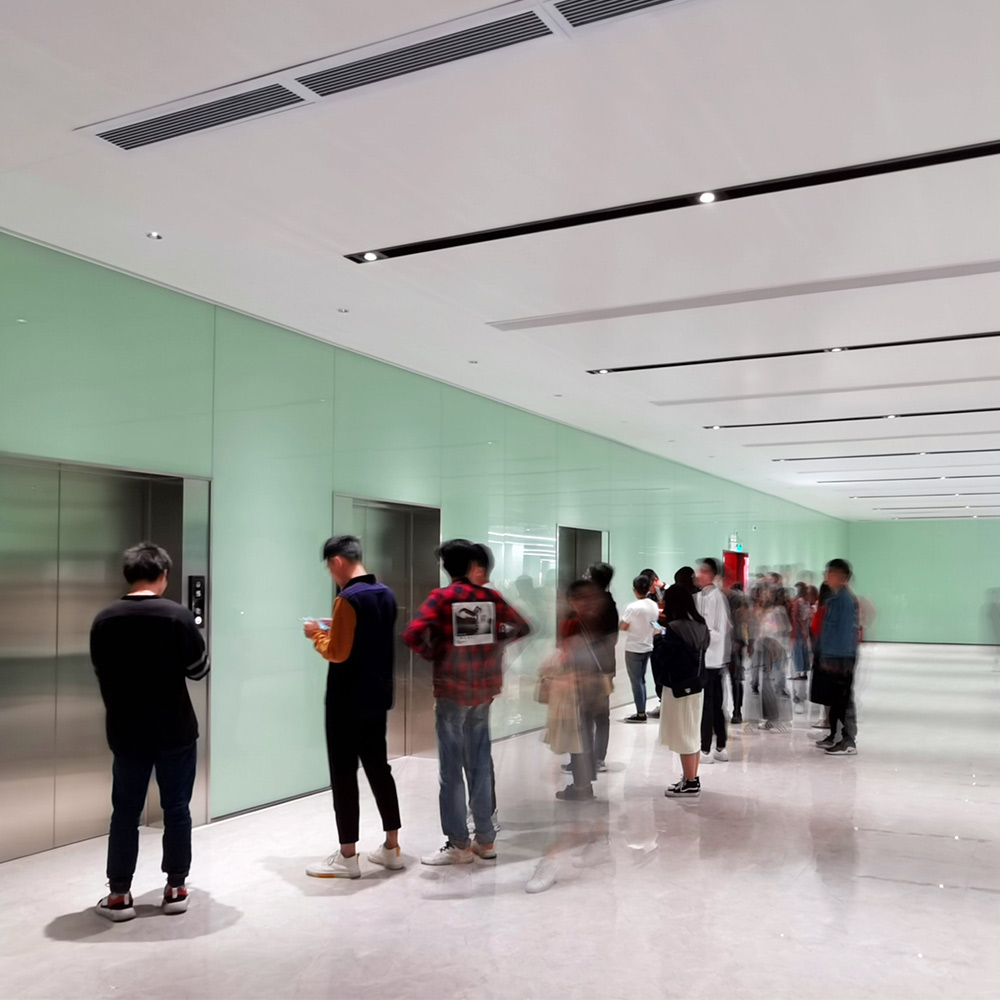 Экскурсия по фабрике Линси с генеральным директором Линси